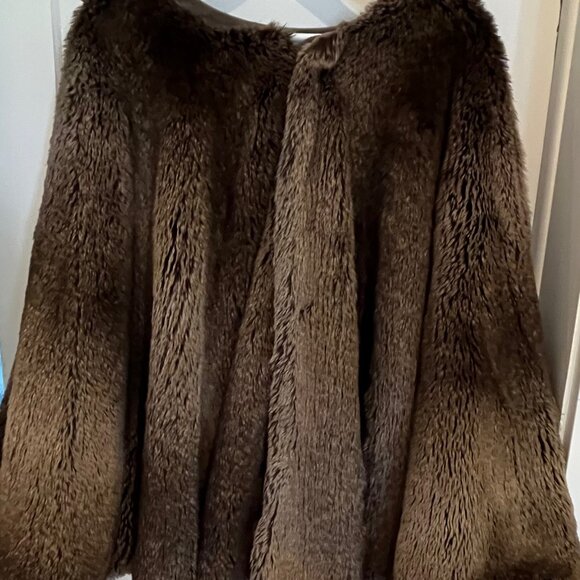 Restoration Hardware Luxe Faux Fur Mink Tree Skirt RARE! - Picture 3 of 6